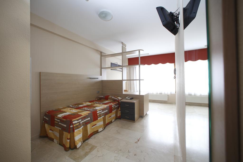 Hotel Rialta Culleredo Extérieur photo